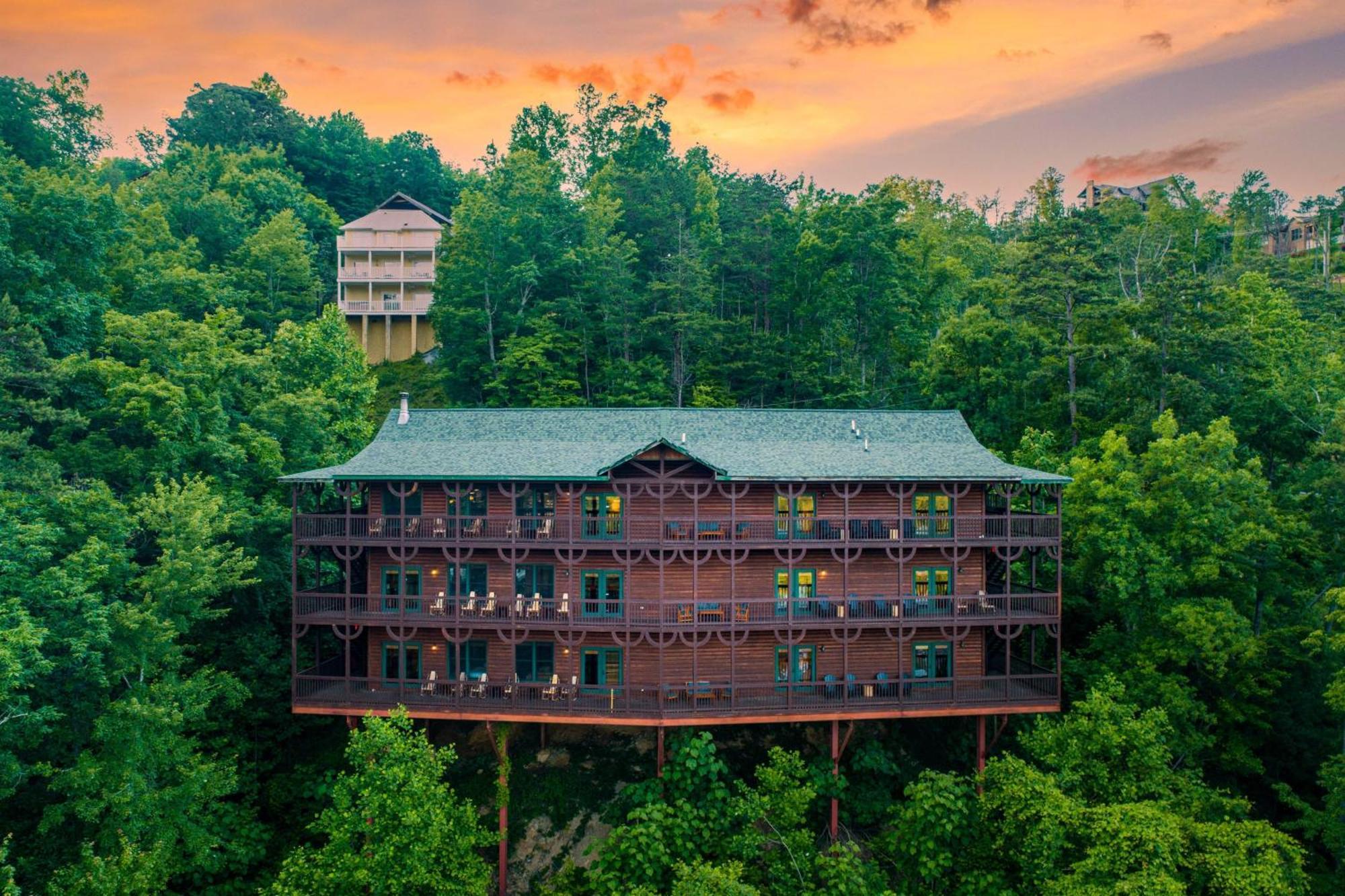 Hickory Ridge By Avantstay Incredible Private Elevated Cabin Sleeps 20 Gatlinburg Exteriér fotografie